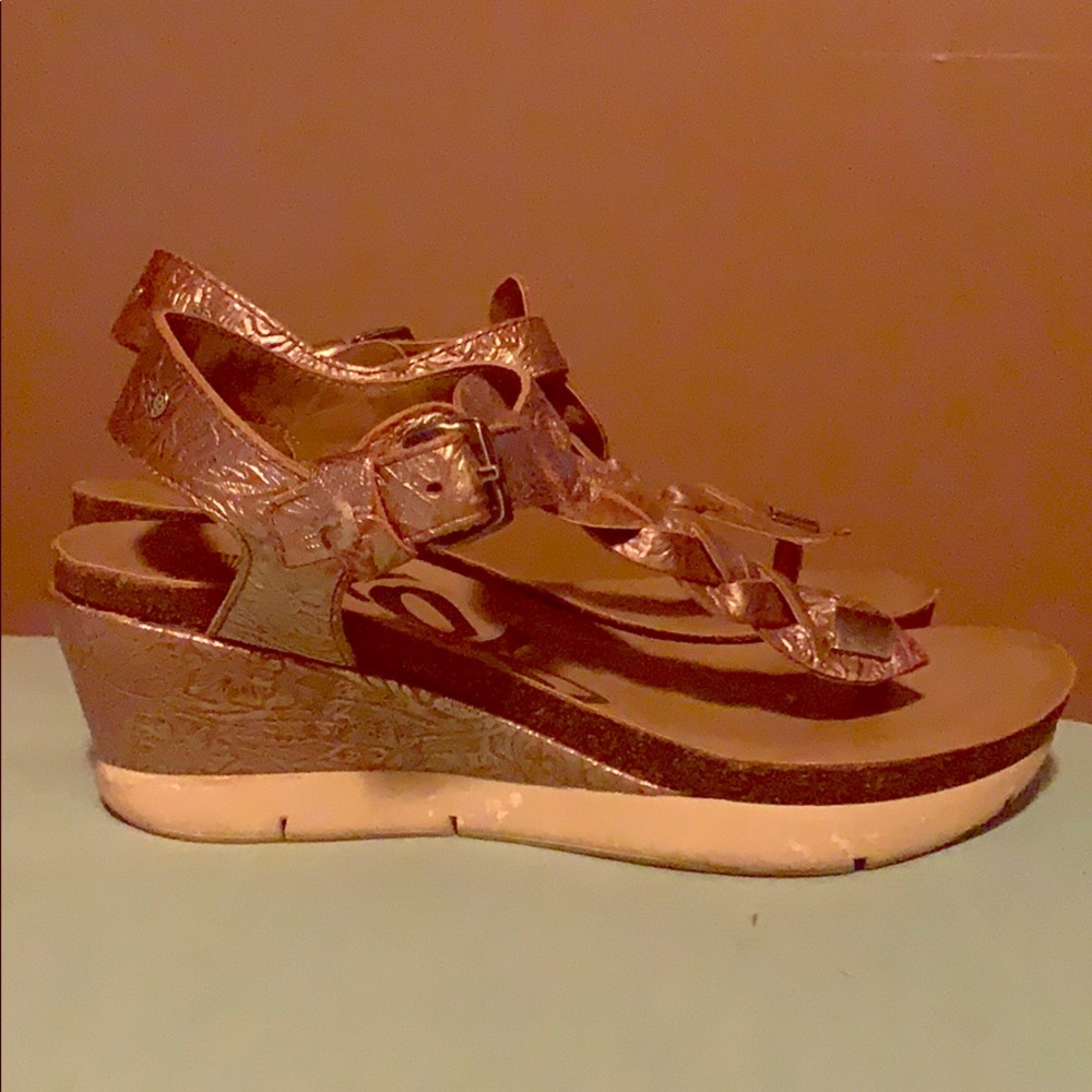 OTBT silver sandals